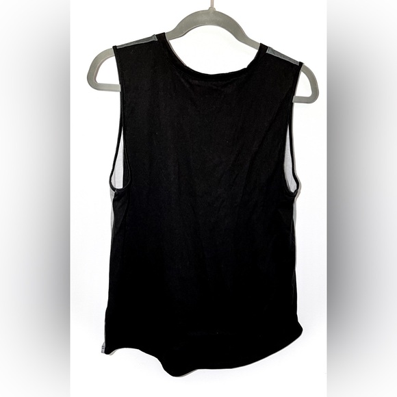 VGUC XL Disney Alice in Wonderland Sketch Sublimated Muscle Top - Picture 4 of 6